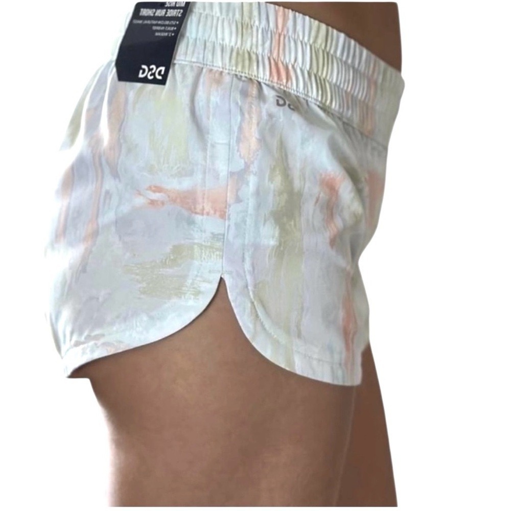 DSG Camo Multi Moisture-Wicking Women's Shorts, Camo Color, Size XXL, NWT